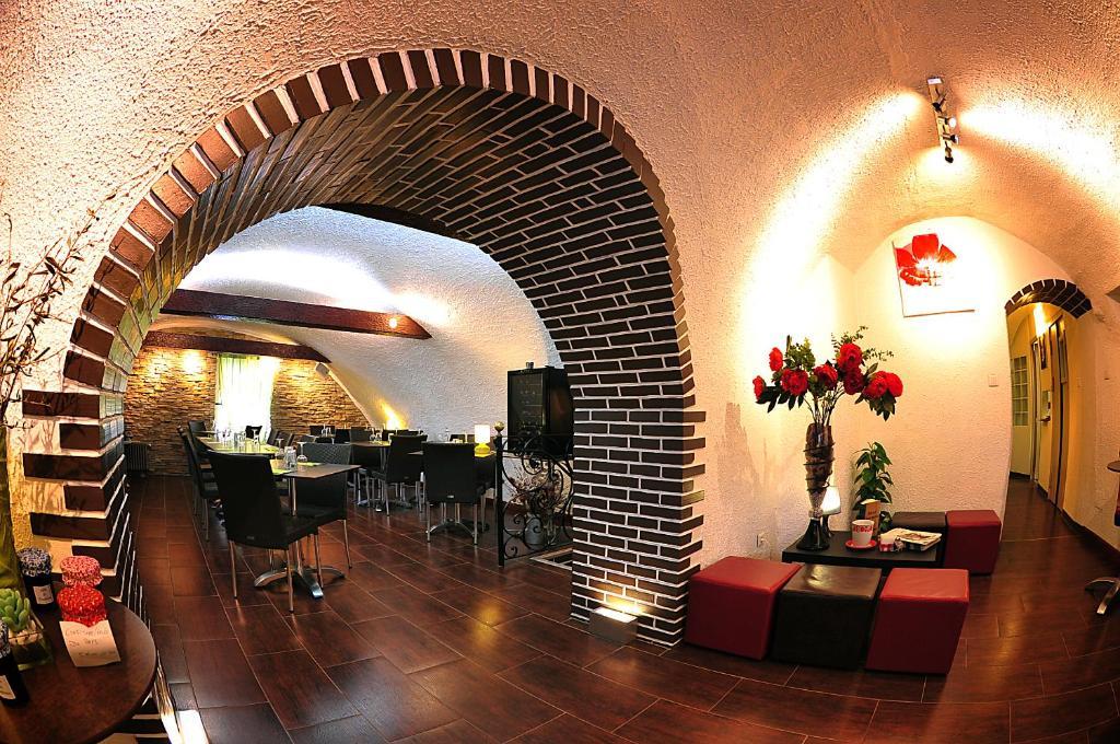 Auberge Saint Martin La Brigue Luaran gambar