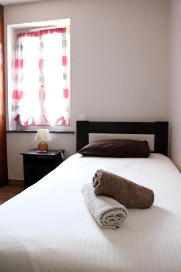 Auberge Saint Martin La Brigue Luaran gambar