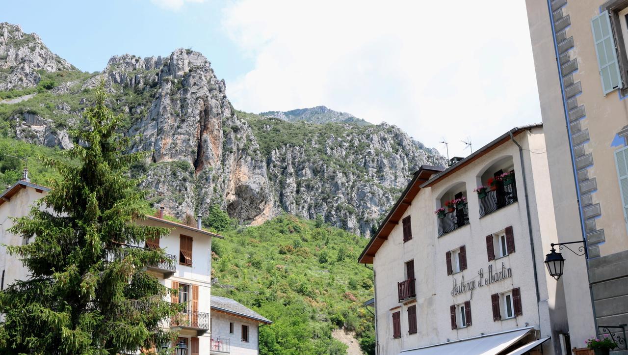 Auberge Saint Martin La Brigue Luaran gambar