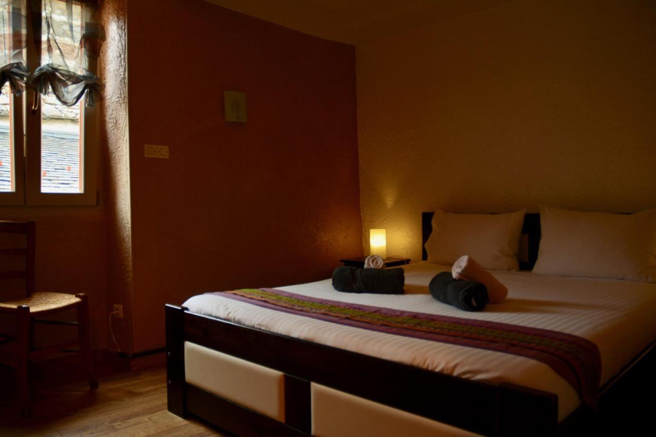Auberge Saint Martin La Brigue Luaran gambar